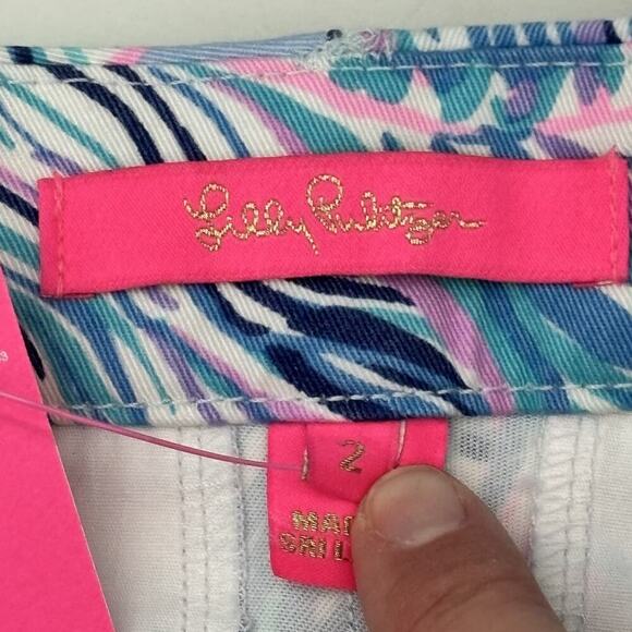 Lilly Pulitzer Callahan Stretch Short Bermuda Blue Fishful Thinking Print Size 2 - Picture 5 of 8